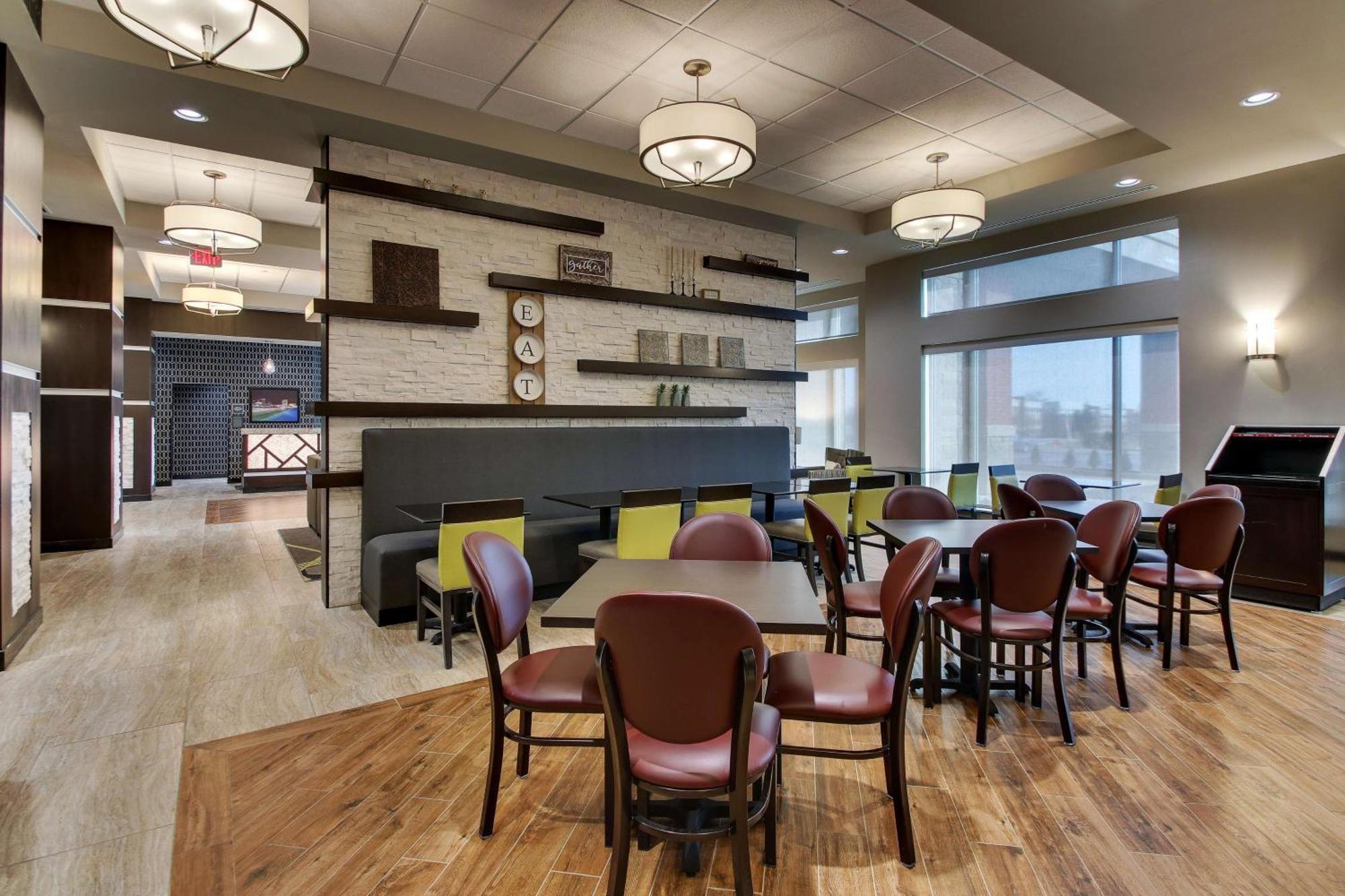 Drury Inn & Suites Cleveland Beachwood Eksteriør billede