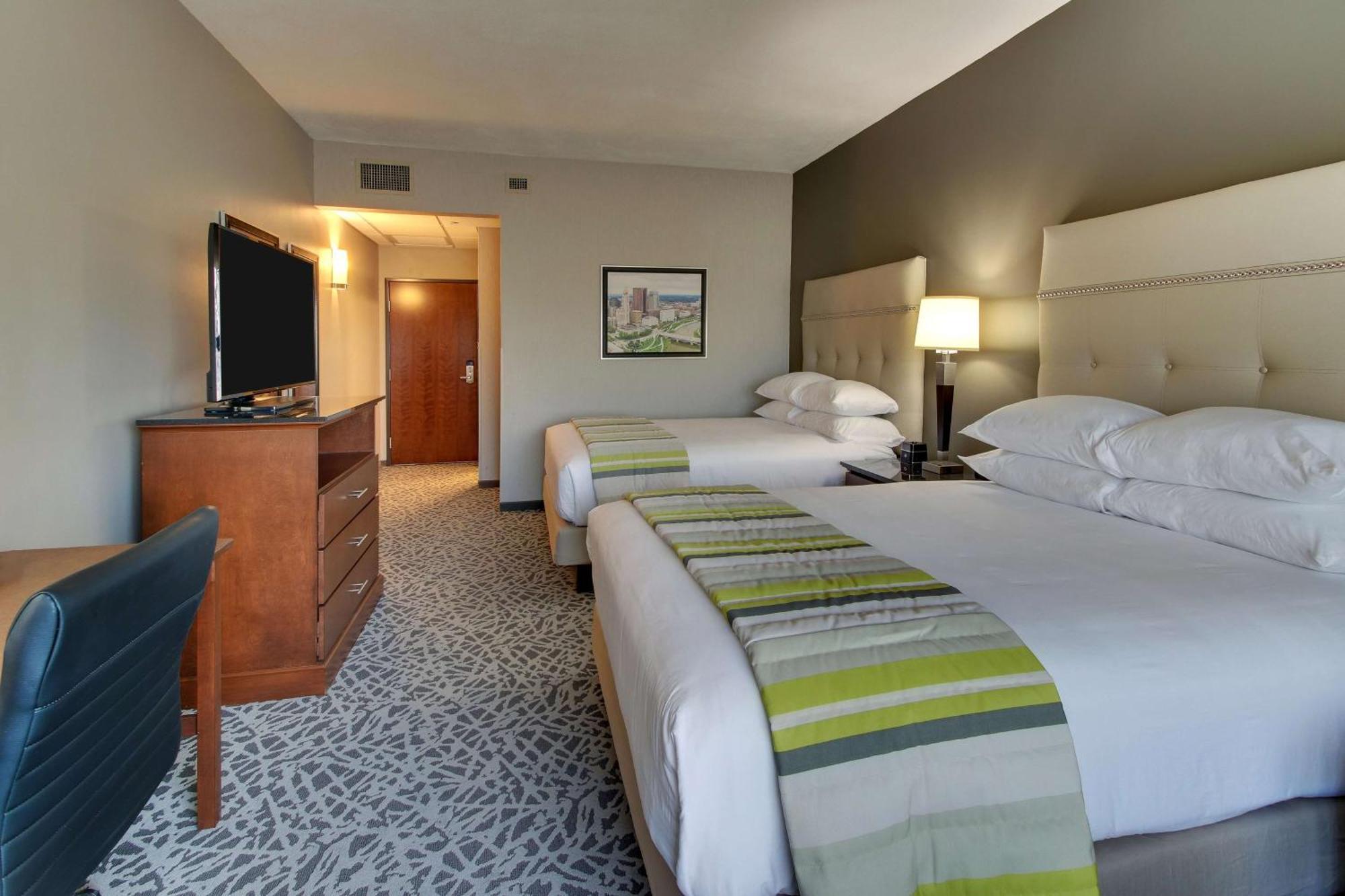 Drury Inn & Suites Cleveland Beachwood Eksteriør billede