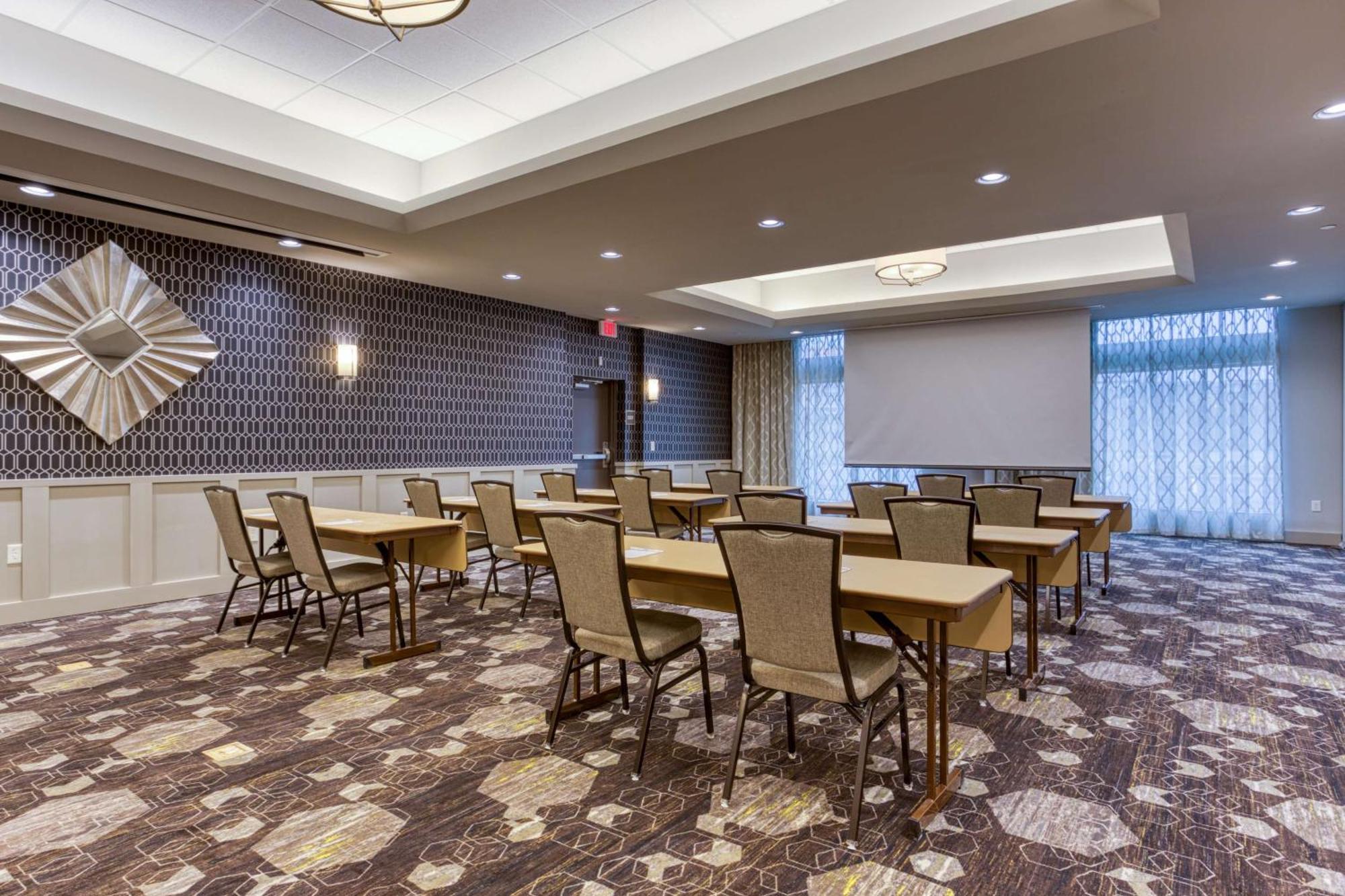 Drury Inn & Suites Cleveland Beachwood Eksteriør billede