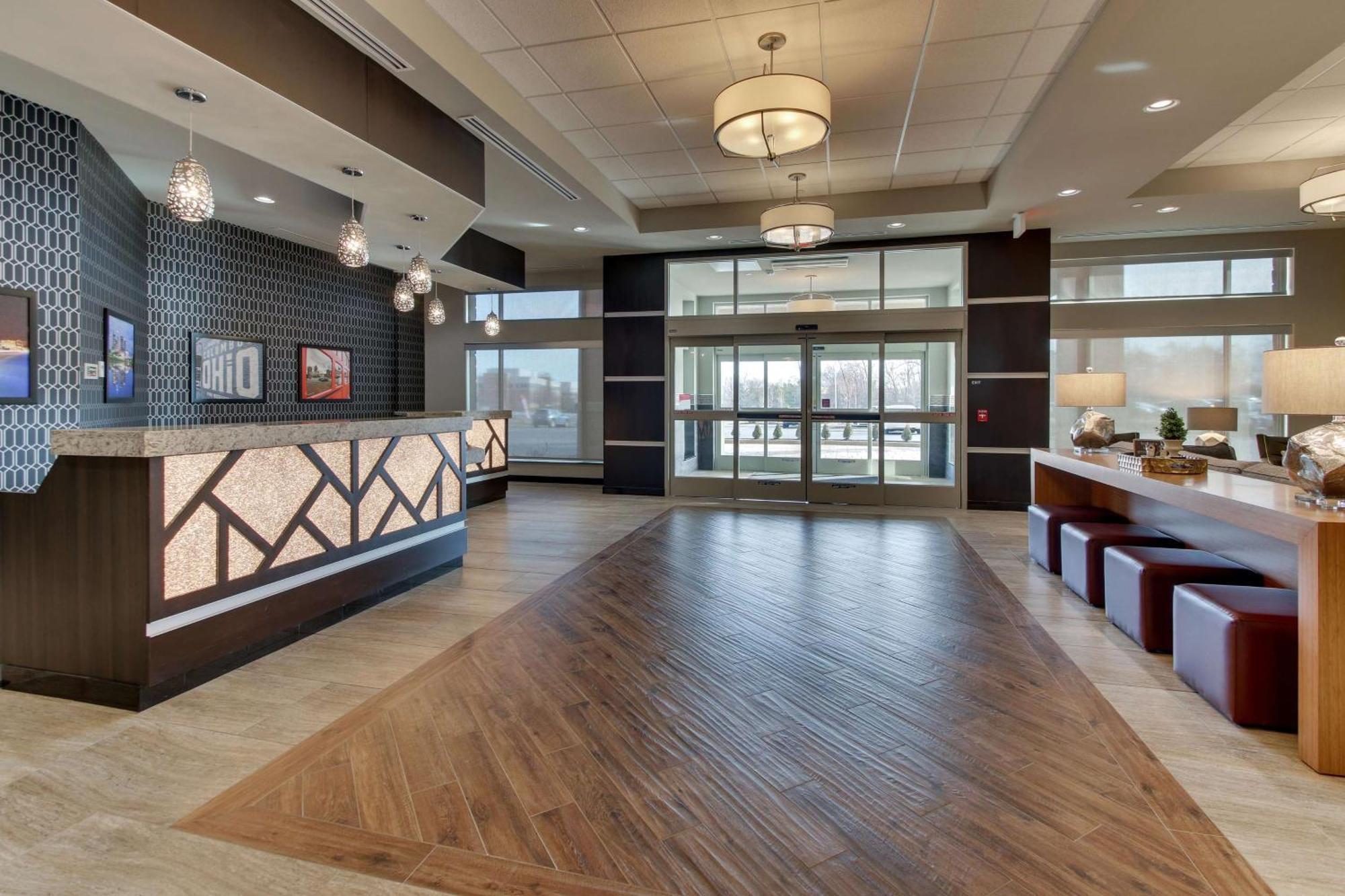 Drury Inn & Suites Cleveland Beachwood Eksteriør billede