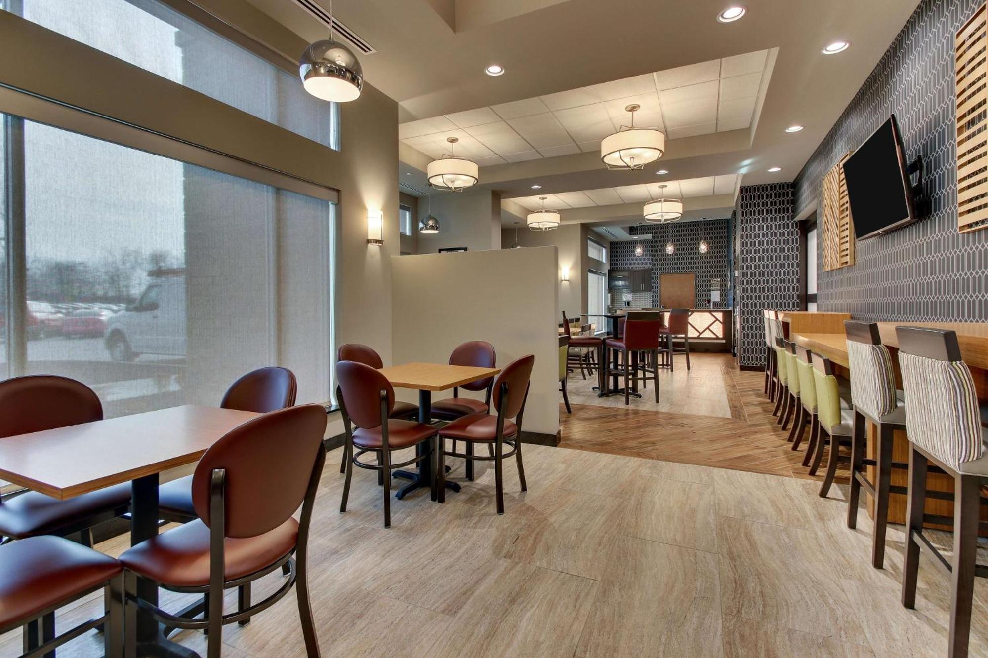 Drury Inn & Suites Cleveland Beachwood Eksteriør billede